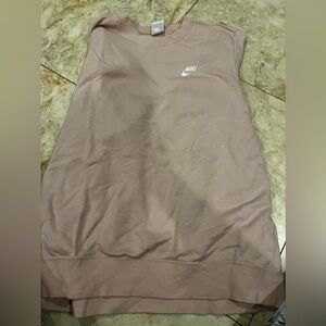 Nike sweater great condition- size large just steam!